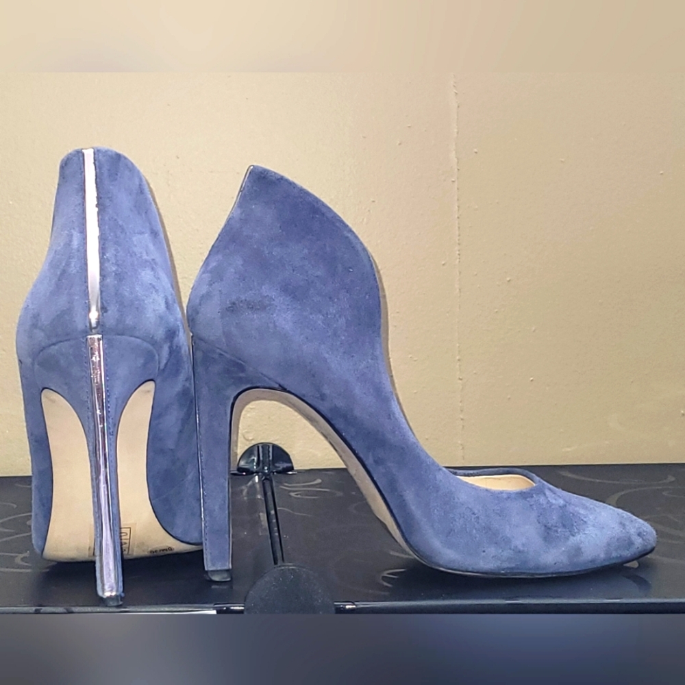 Elegant BCB Generation Cosette Blue Suede Stilleto Heels